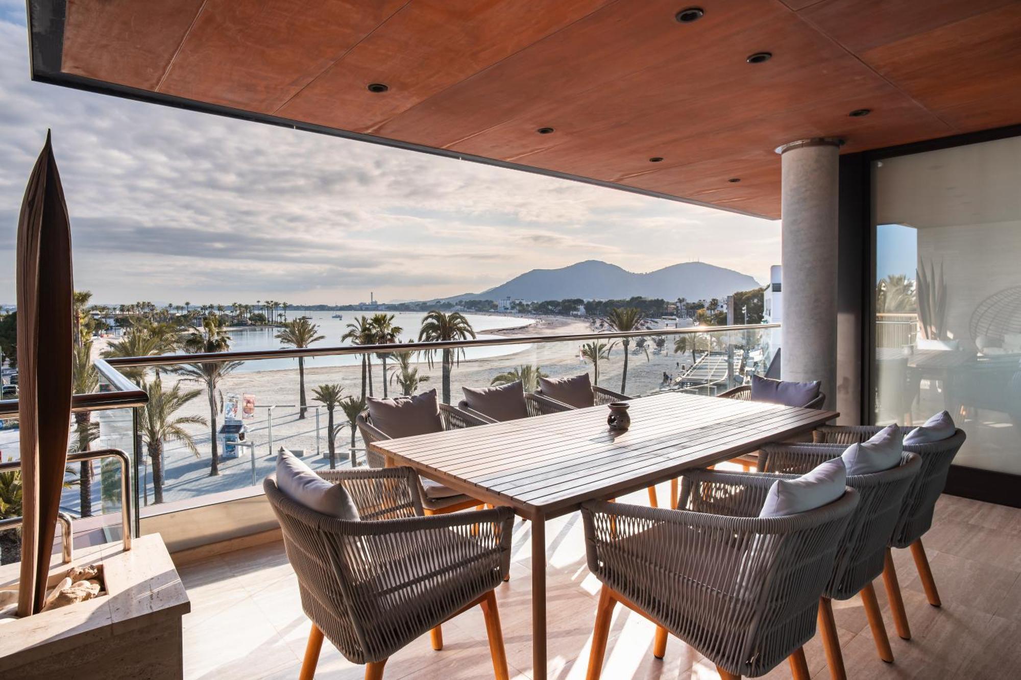 Luxury Sea View Apartment In Puerto De Alcudia Buitenkant foto